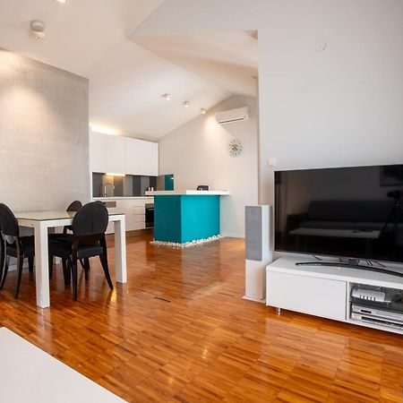 In The Heart Of Split Apartment ภายนอก รูปภาพ