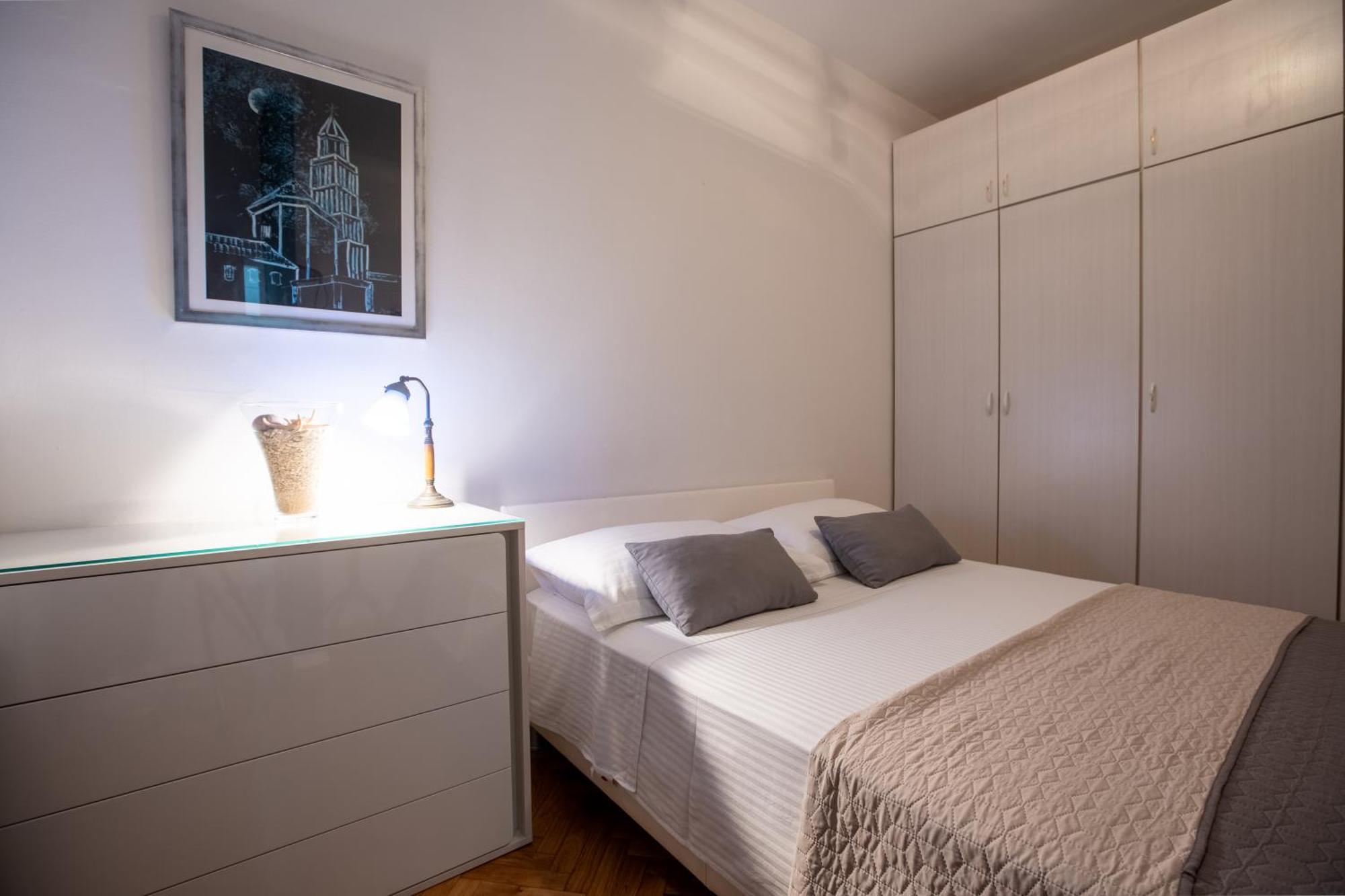 In The Heart Of Split Apartment ภายนอก รูปภาพ