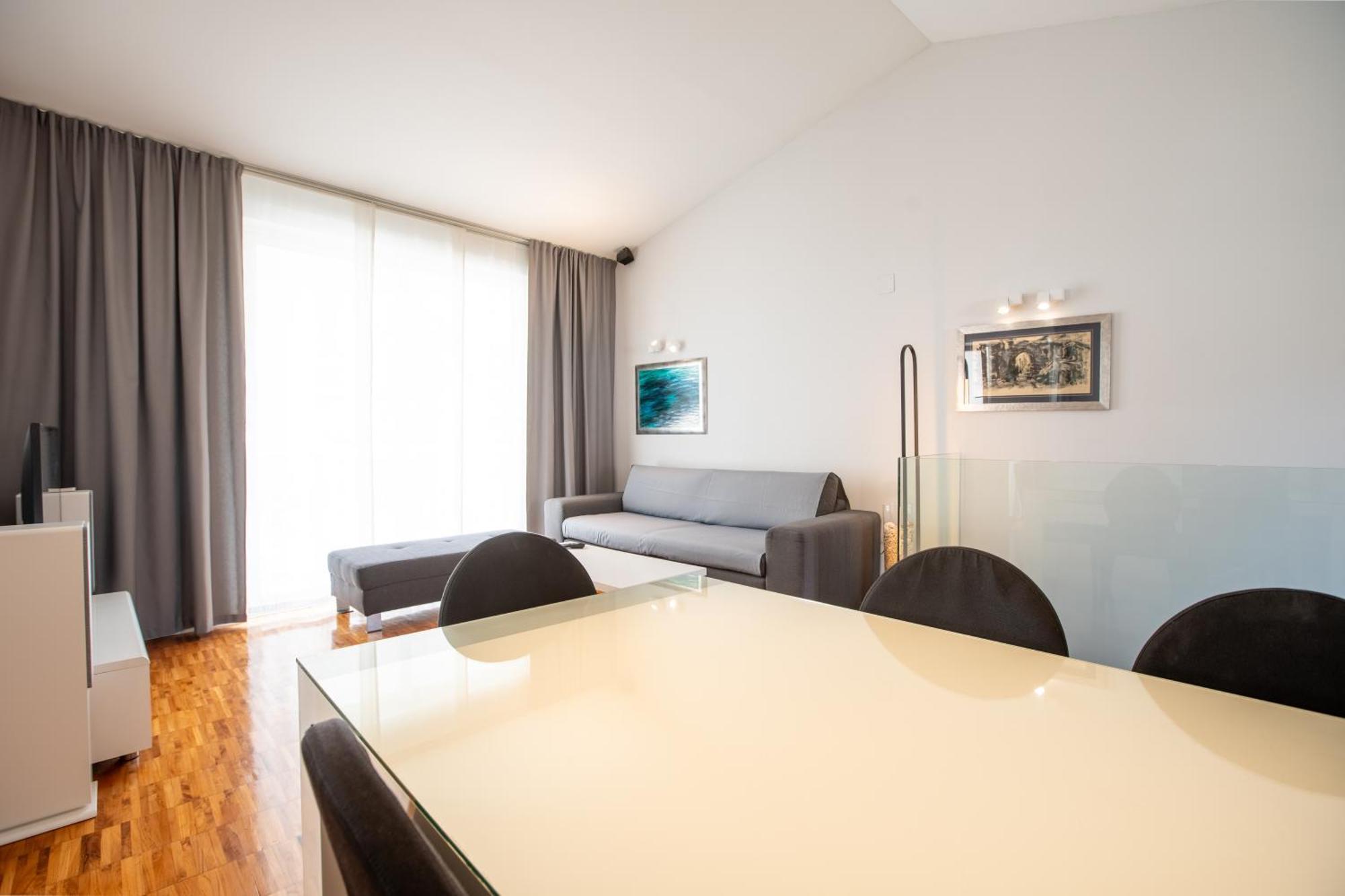 In The Heart Of Split Apartment ภายนอก รูปภาพ